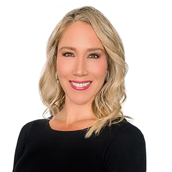 Courtney Olander, Realtor