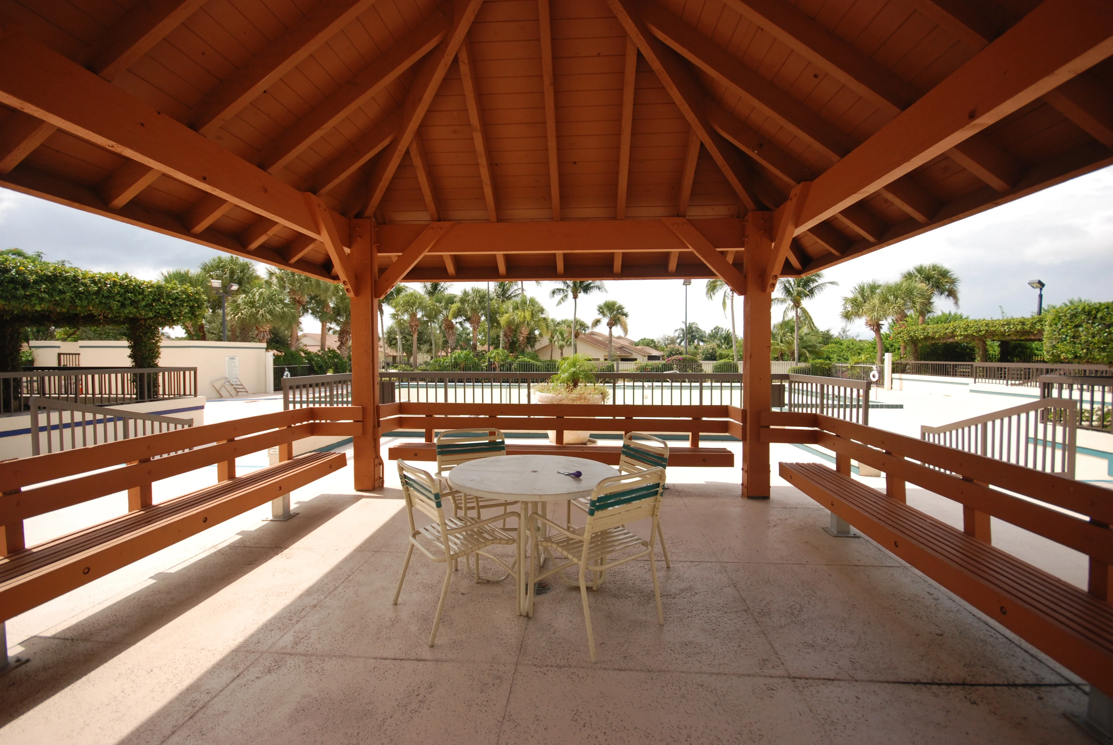 community_pool_gazebo_3872