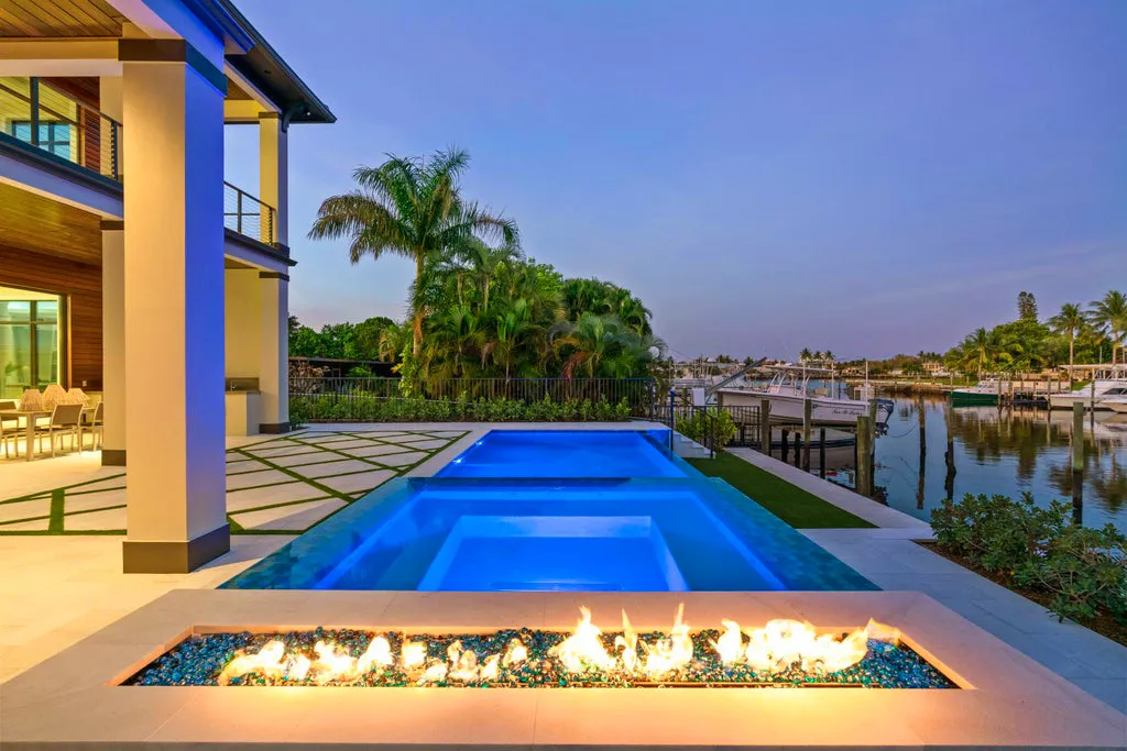 North Palm Beach Pool Side Views At Night