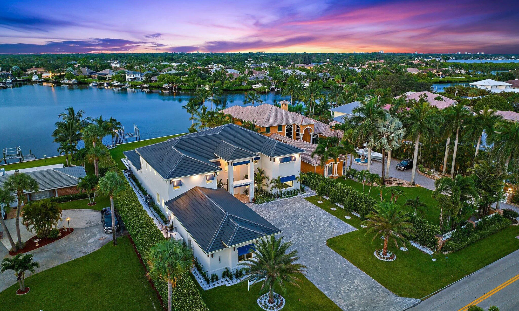 Jupiter Luxury Home